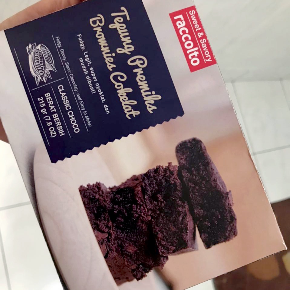 

Tepung Premix Brownies Food service 220gr untuk loyang 10x20cm instant