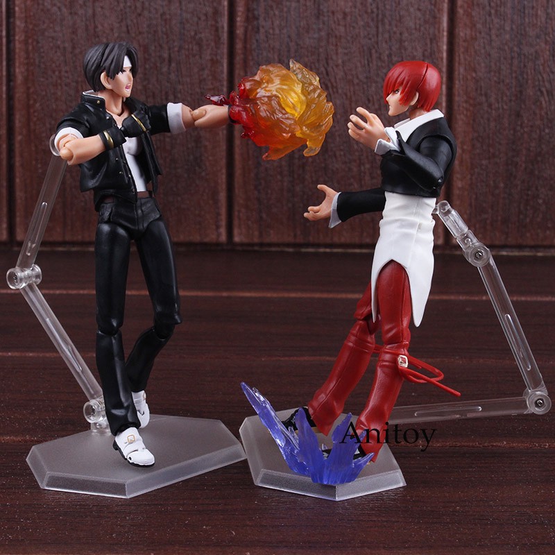 kyo kusanagi action figure