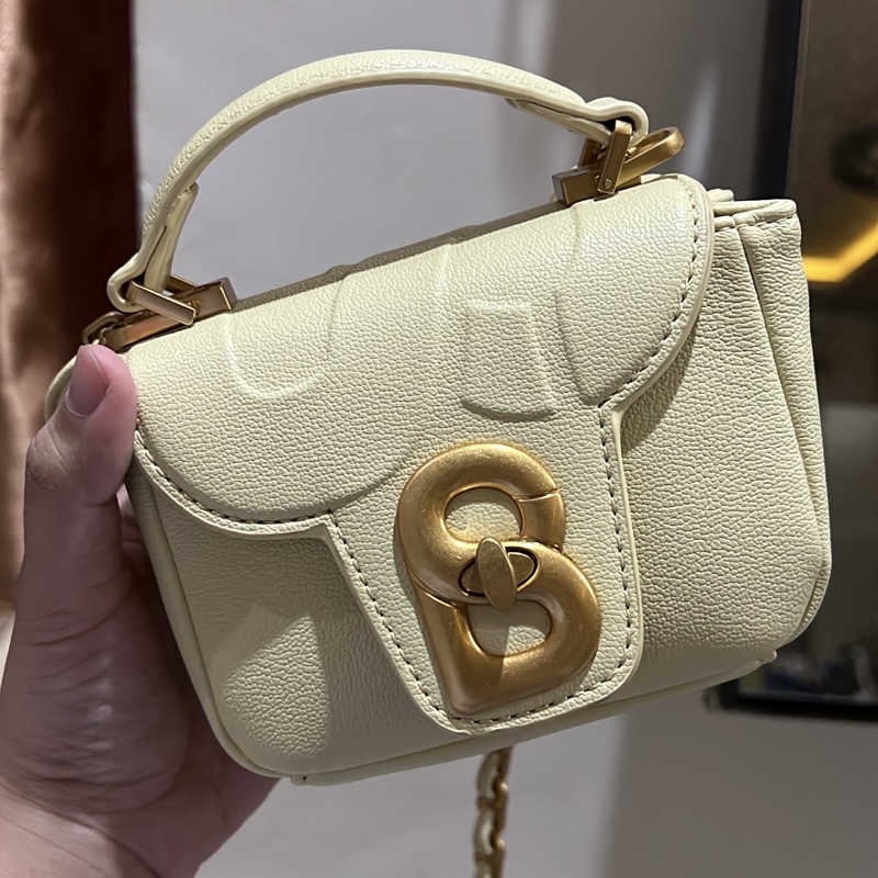 Alma Flap Bag Micro " Butter " Buttonscarves