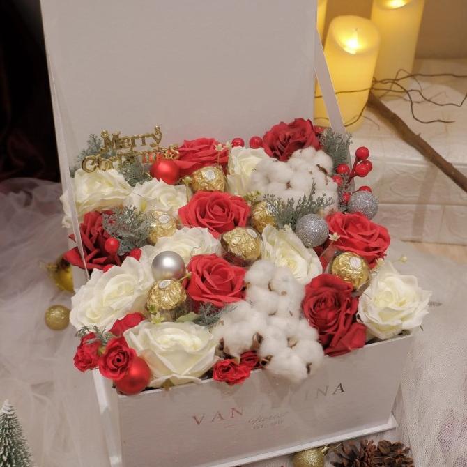 

SHINING SUGARY/CHRISTMAS HAMPERS/HADIAH/BUNGA/GIFT/NATAL/PARCEL/KADO DGFXG6563