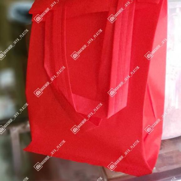 

Harga Grosir» - [ HLS 38 X 45 X 10 ] TAS KAIN BINGKISAN SOUVENIR SPUNBOUND 38 X 45 X 10 ISI 12 PC ★