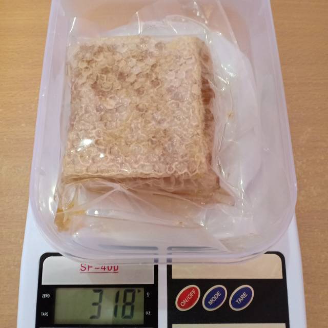 

Madu Sarang Asli 250 gram