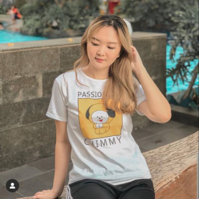  Kaos  Wanita Chimmy X BT21 BTS Putih  Hitam Lengan Pendek 