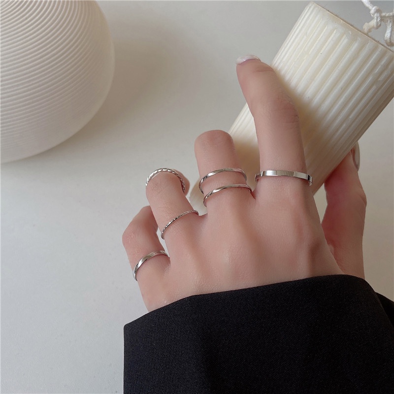 5Pcs/Set Korean Minimalist Smooth Gold/Black  Geometric Metal Rings / Women Trendy Simple Metal Stackable Knuckle Rings / Lovely Gifts For Good Friends Or Girl Friends /Popular Trendy  Punk Alloy Rings Party Jewelry