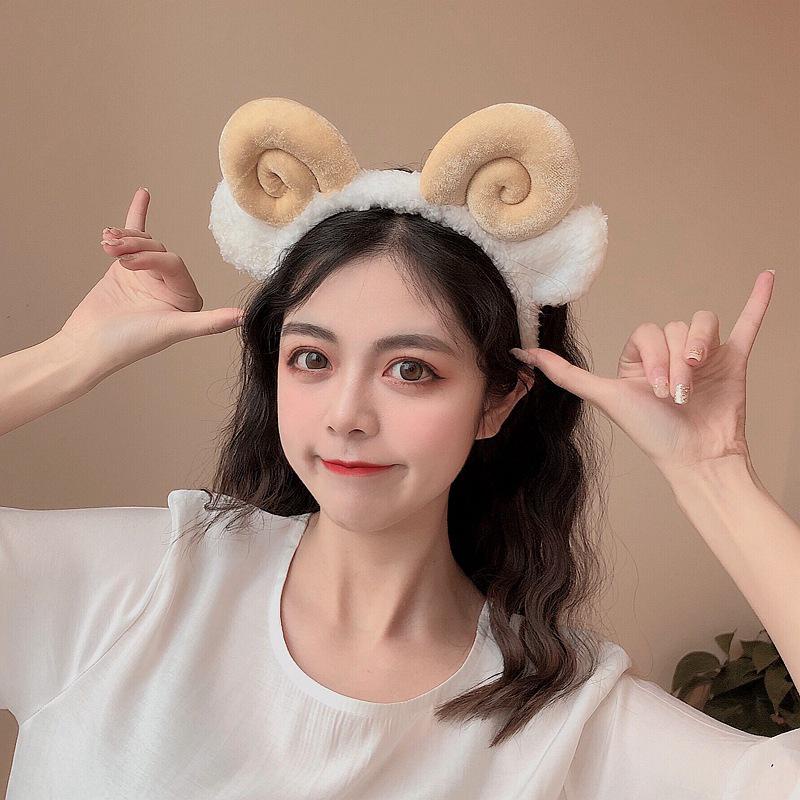 (BOW) Bando Imut Wanita dengan Telinga Bulu Bulat