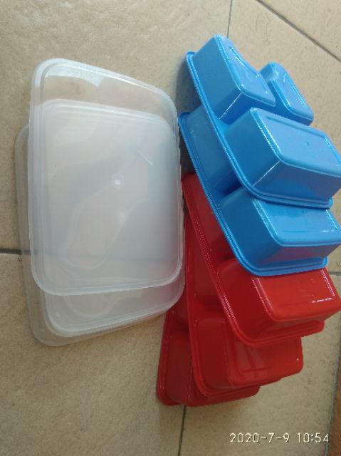 Kotak Makan Plastik Sekat 3+1 Warna Warni Dgn Tutup/ Box Bento Sekat
