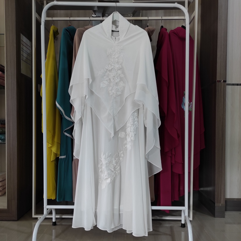 Gamis Syari Ceruty Bordir Pesta Mewah Ibu Ibu Jumbo LD 120 124 Busana Muslim Set Khimar Putih BW-1