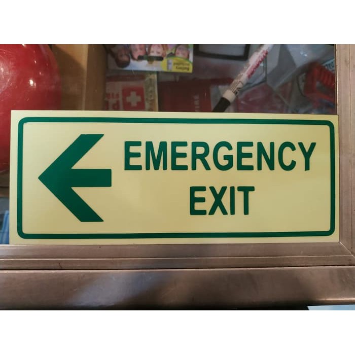 

STICKER AKRILIK SIGN LABEL EMERGENCY EXIT GLOW IN THE DARK 20X8CM