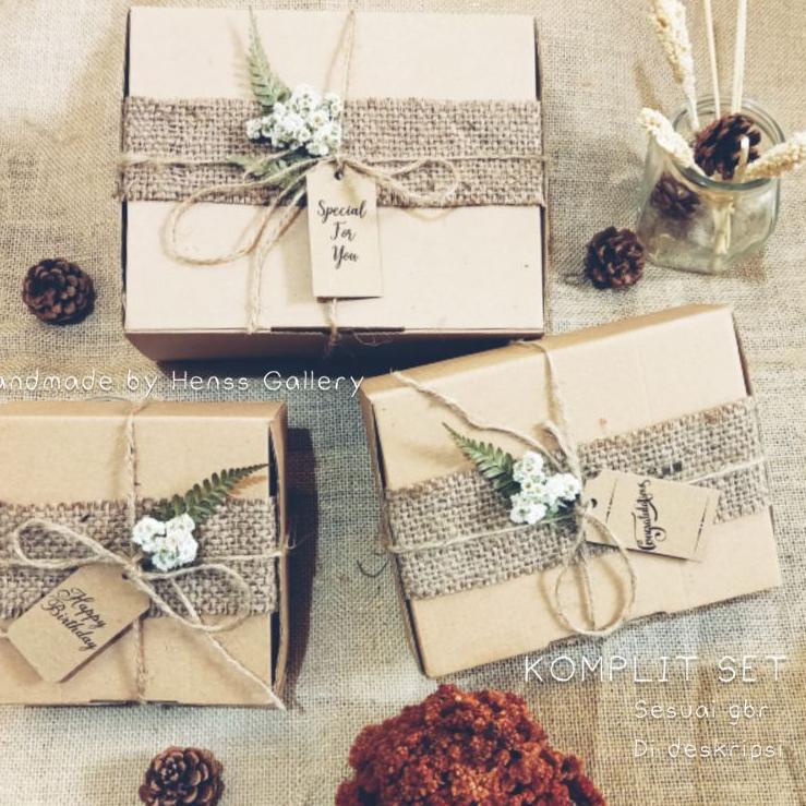 

Stok Banyak PJDTC BOX KADO/KOTAK KADO RUSTIK KOTAK HADIAH HAMPERS 1 SET KOMPLIT 36 Dijual