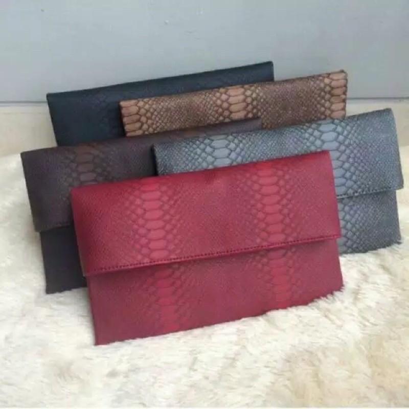 ZARA CLUTCH ULAR / zara clutch snake /  zara clutch motif kulit ular / zara magnet