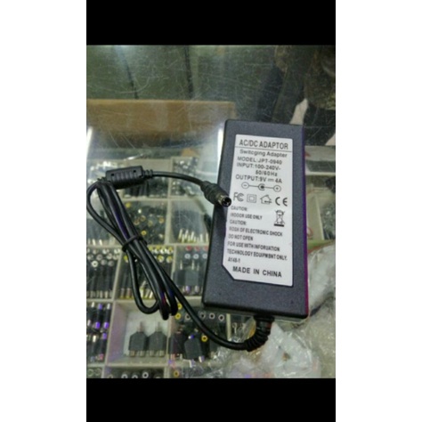 adaptor dc 9vol 4amper input ac 100-240vol