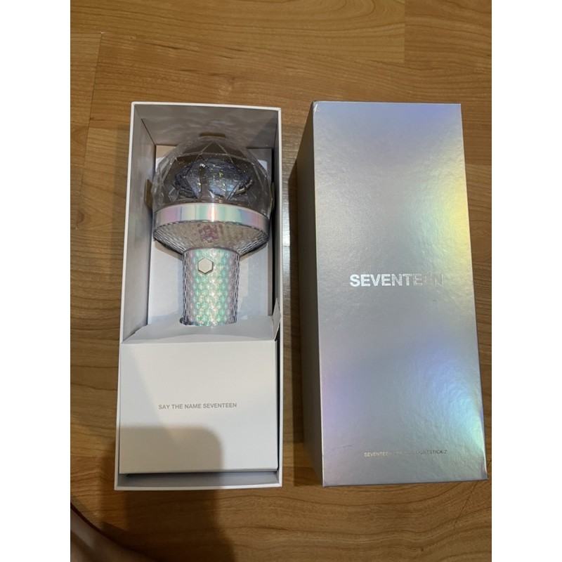 SEVENTEEN OFFICIAL LIGHTSTICK( CARAT BONG) ver 2