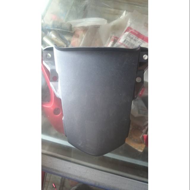 Cover Pet Stop - Cover Tail - Sambungan Bodi - Body Belakang Tiger Revo Original AHM Abu-abu