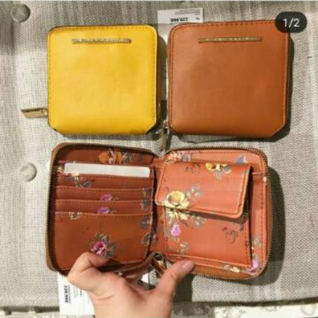 Dompet Kecil Resleting Stradivarius