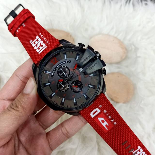 Jam Tangan Diesel Mega Chief DZ4512 Red Cowok Pria