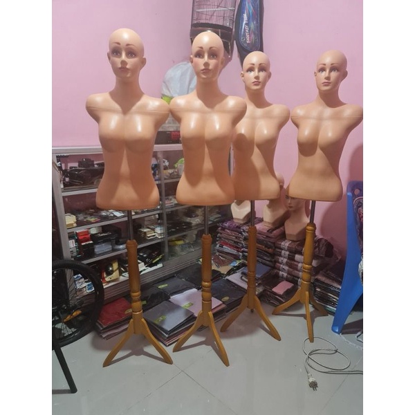 Patung / manekin torso kepala dewasa + kaki kayu / besi