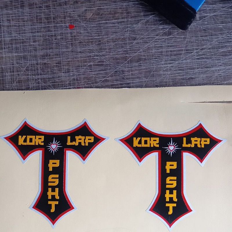 

stiker korlap psht