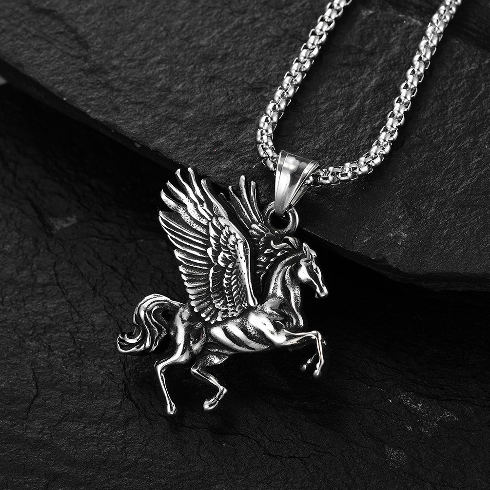 Kalung Liontin unicorn Bahan titanium steel Gaya Retro hipster Untuk Pria Dan Wanita