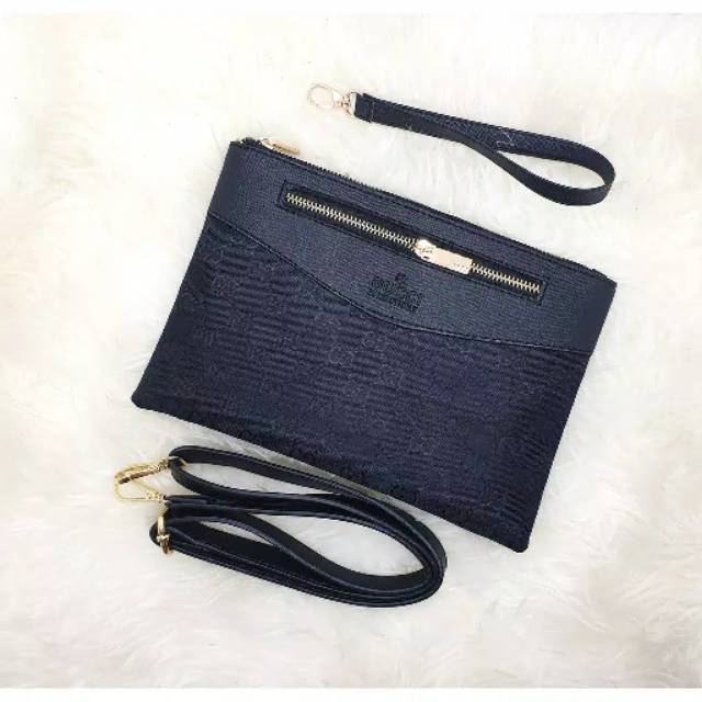 Tas gucii ori