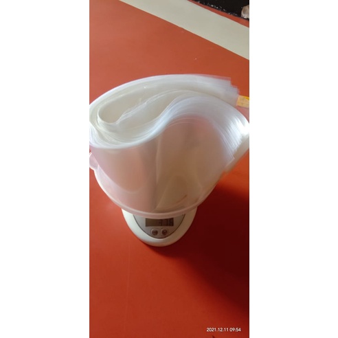 

plastik kemasan kaos kaki ukuran 12x45 isi 100pcs/ untuk kaos kaki bola / beky shop