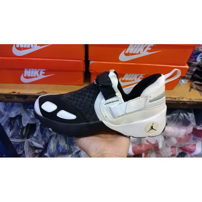 jordan trainer white