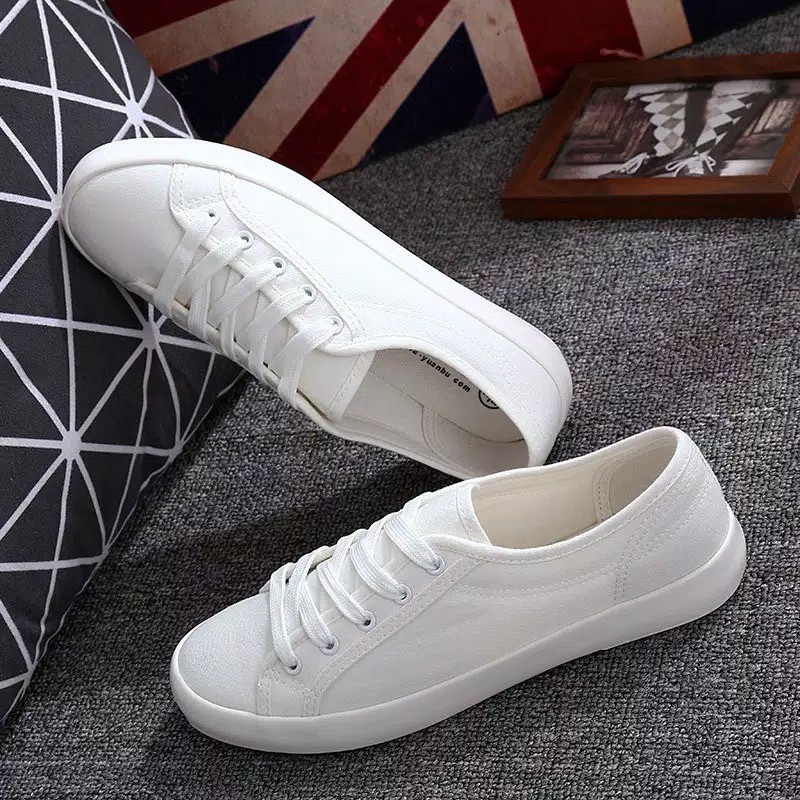 Sepatu Wanita Sneakers Full White