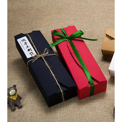

Box Panjang Gerigi Elegan Vintage / Kotak Karton Samson