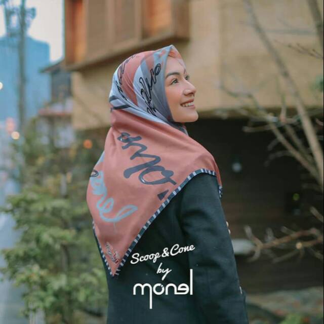 

Scoop&cone by MONEL Watercolor Deep original