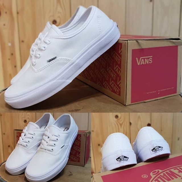 SEPATU SNEAKERS VANS AUTHENTIC FULL WHITE IMPORT CHINA. SEPATU VANS PRIA PREMIUM. SEPATU SKATE PRIA.