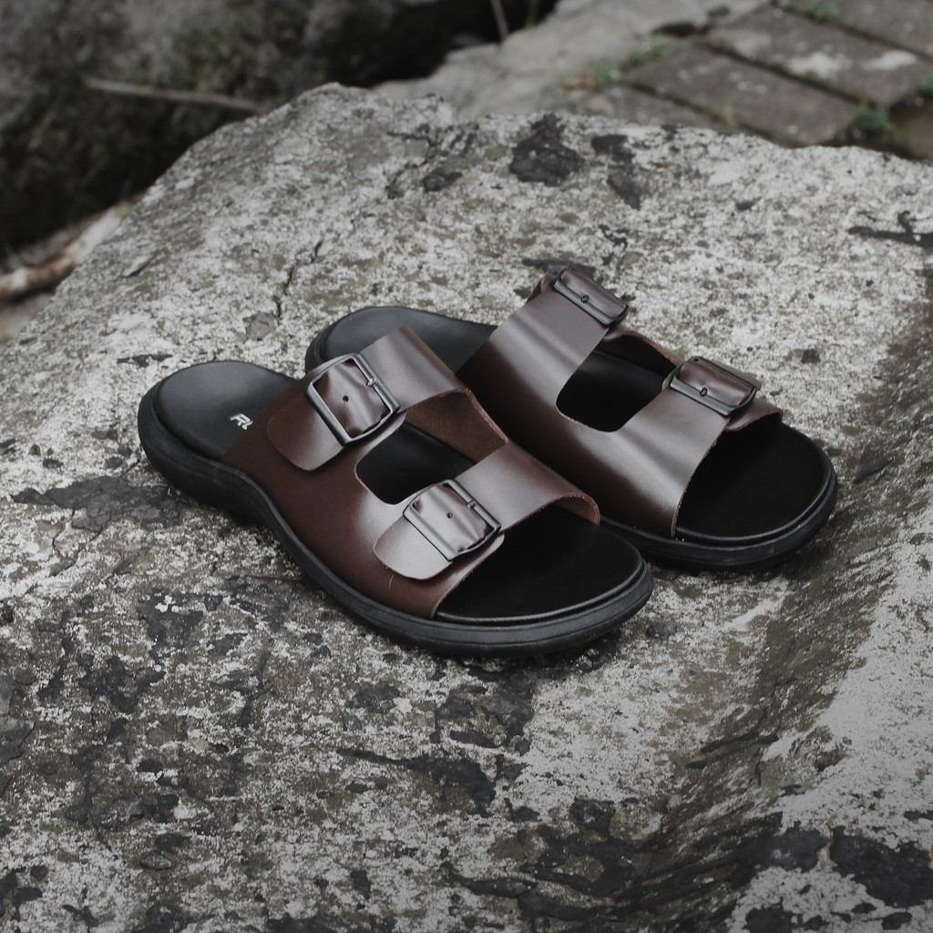 Romenaco R005 Upper Kulit Sapi Kolektif Asli Sandal Pria  Black Brown