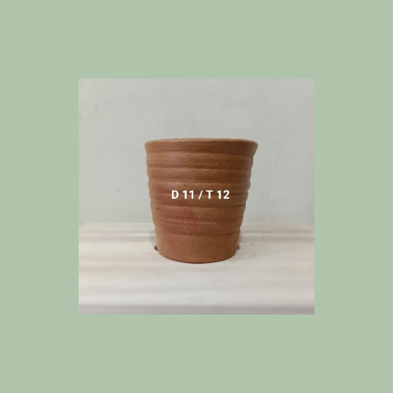 Pot Nima / pot terakota / pot gerabah