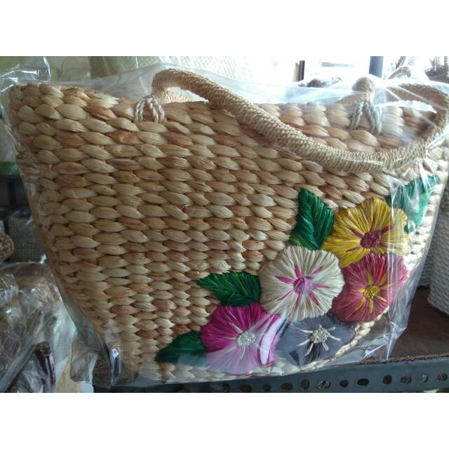Tas Anyaman Bali Oleh Oleh Khas Bali