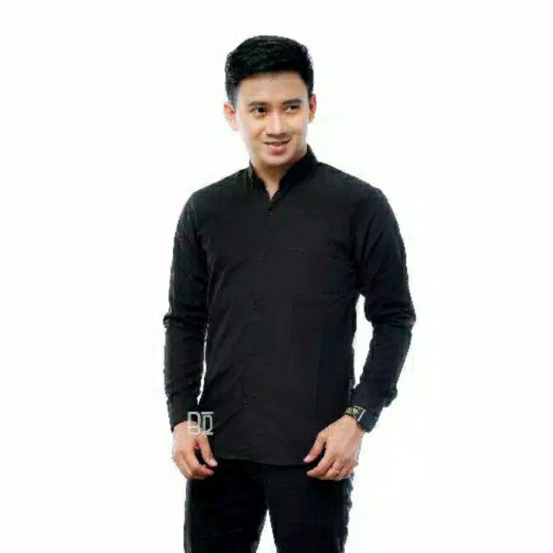 Baju Kemeja Pria Kasual Polos Hitam Putih Lengan Panjang