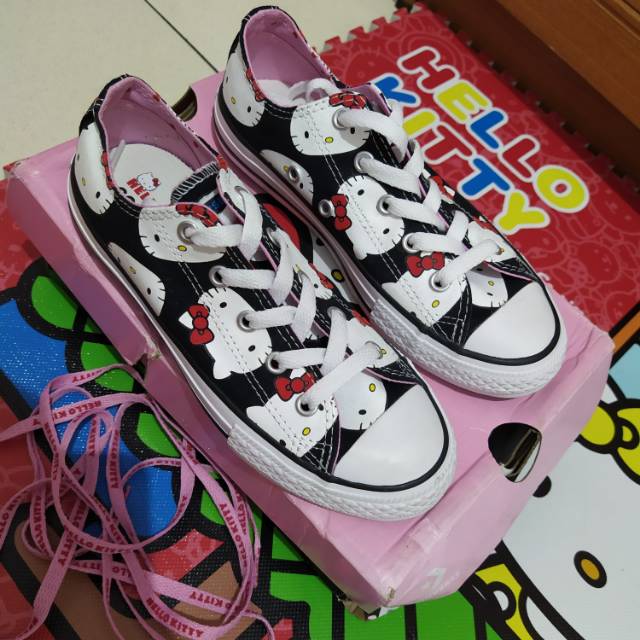 CONVERSE CT AS OX BLACK PINK HELLO KITTY