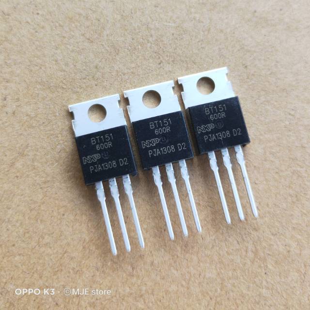 SCR THYRISTOR 600V BT151 BT-151 NXP PHILPS