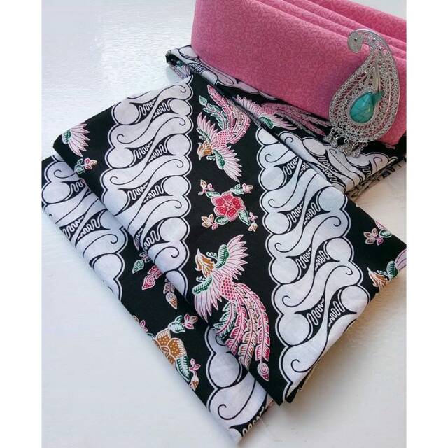 Kain batik seno putih dan embos pink terlaris
