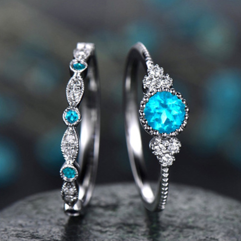 Set Cincin Bahan Stainless Steel Lapis Silver Hias Zircon Untuk Wanita