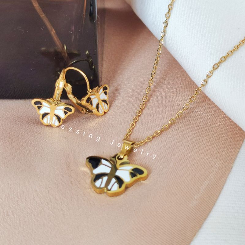 Kalung Set Liontin Dan Anting Anak Titanium Animasi