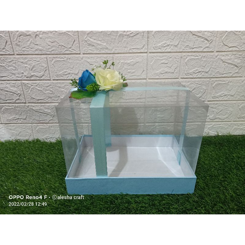 

Box Seserahan/Box Hantaran bahan karton tebal