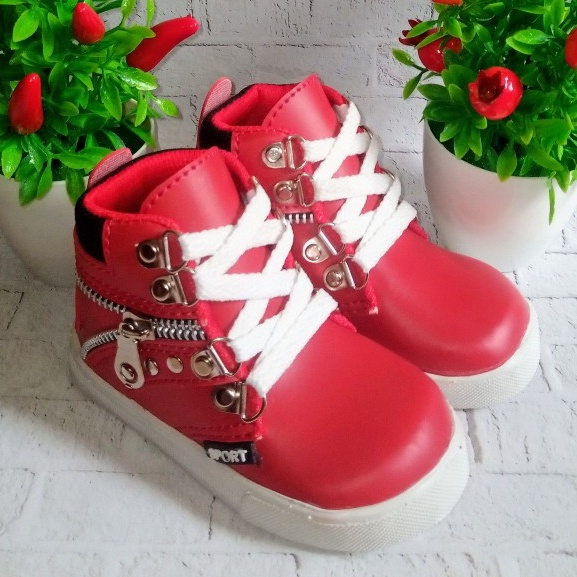 sepatu boot anak perempuan