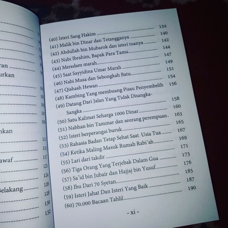 redy buat kamu untaian kisah kisah hikmah dalam kitab jawahir lu'luiyah syarah arbain nawawi