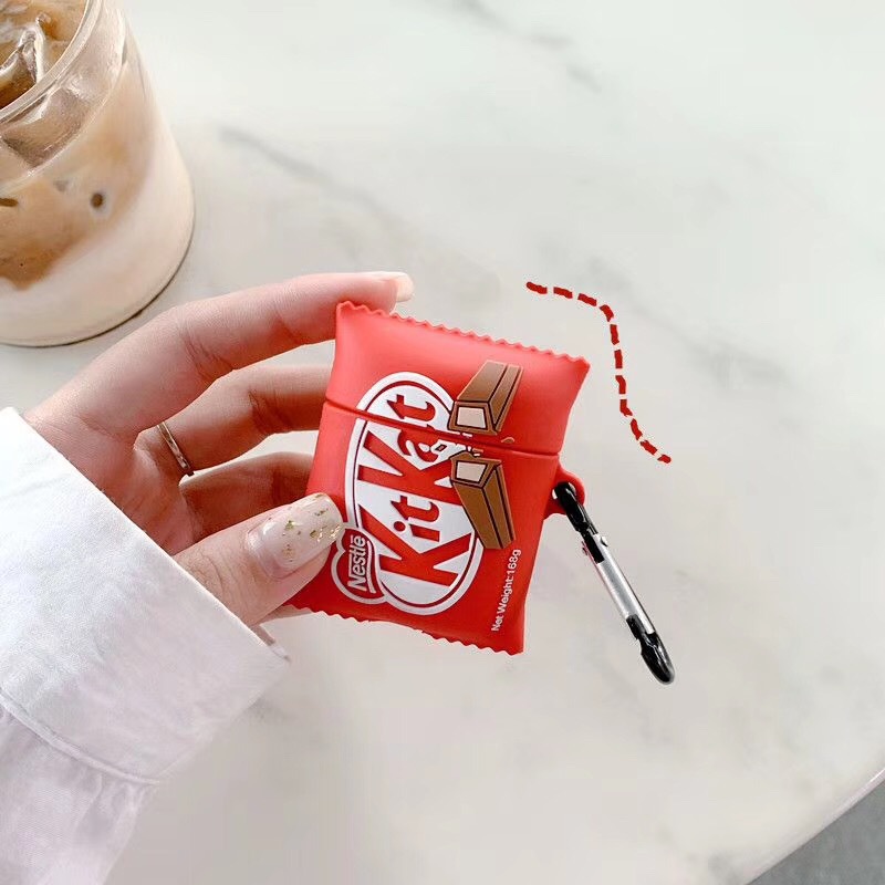 Creative Fun Cartoon Cute KitKat Red Chocolate Design Soft Silicone Earphone Case for Apple AirPods Pro for Airpods 3 for AirPods 2 1 for inpods 12 i7 i9 i10 i11 i12 Anti-fall Protection Wireless Bluetooth Headset Cover for Air Pods