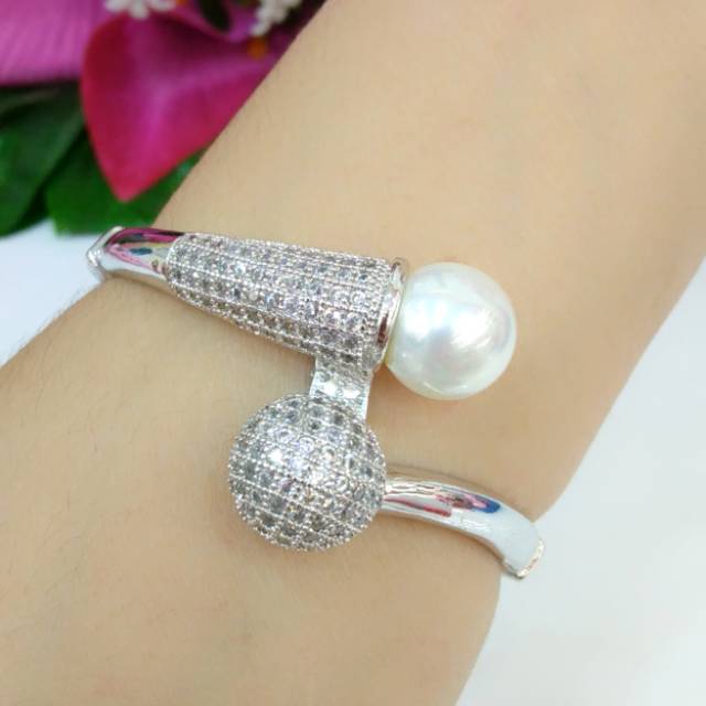 Gelang Mutiara. Gelang putih silver. Gelang xuping