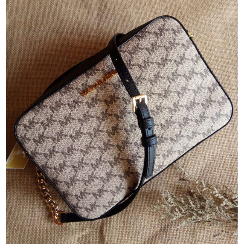 camera bag michael kors