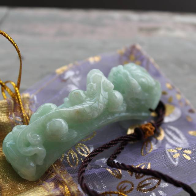 Jade Jadeite Dragon Ruyi pendant
