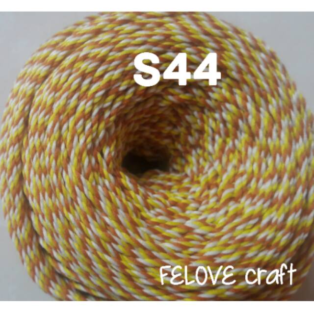 Benang Rajut Onitsuga Polycherry S44