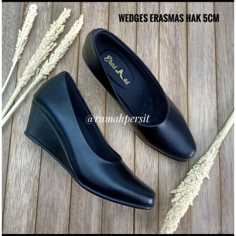 sepatu wedges erasmas