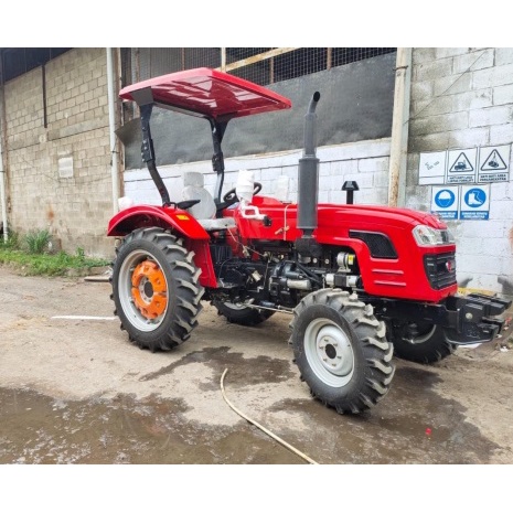 Traktor 25 HP 4 WD / Traktor Roda 4 Kapasitas 25 HP