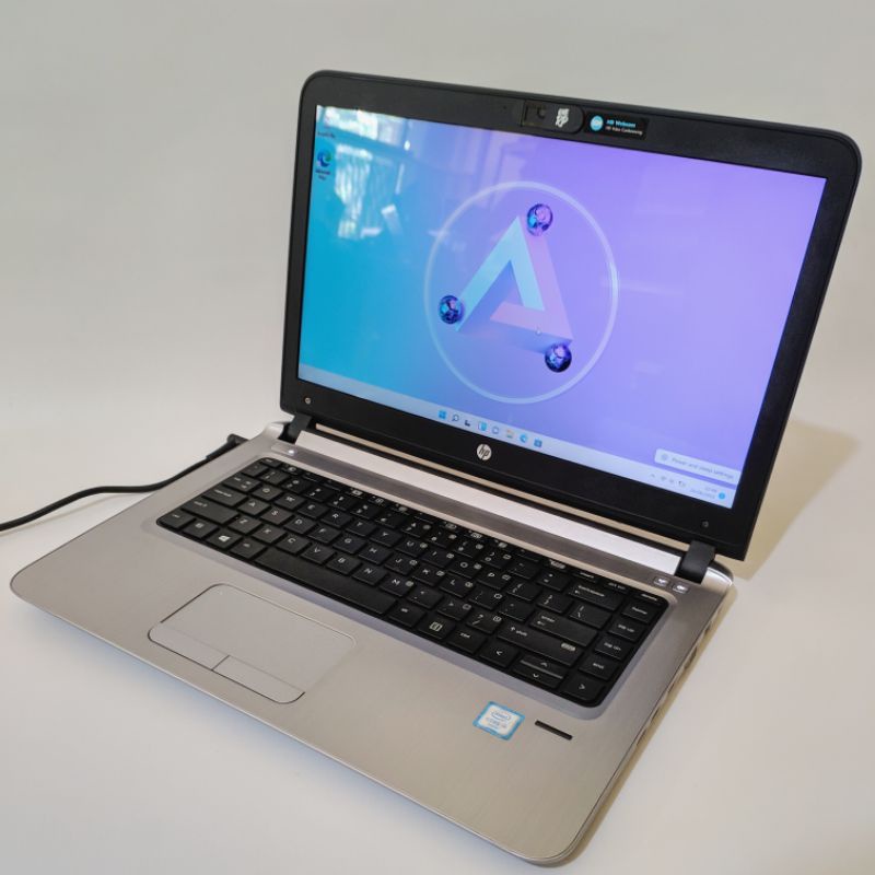 laptop Ultrabook gaming/editing Hp probook 440 G3 - core i5 gen6 - Dual vga Amd Radeon