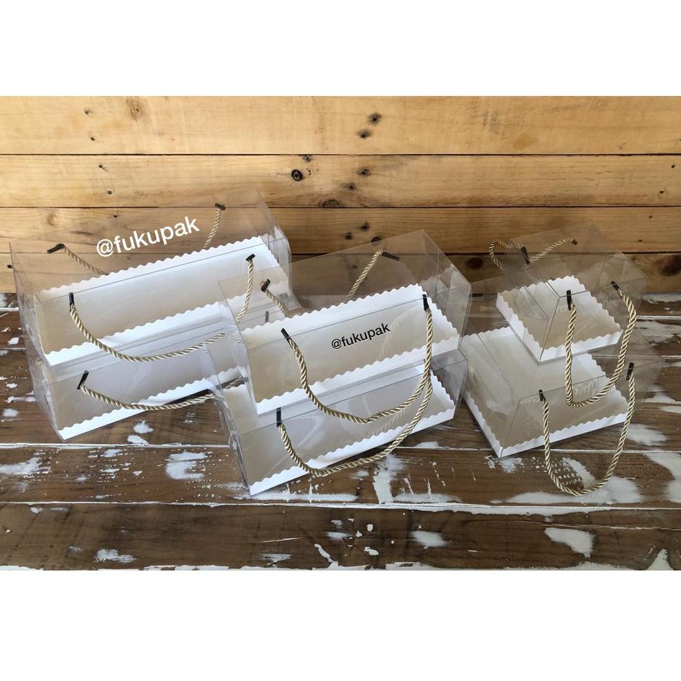 

[PRODUK 096N0] Box Mika Tali 20 pcs| Clear Transparent Box | Kotak Hamper Bolu Gulung Brownies Roll Cake Lapis Loaf S8F